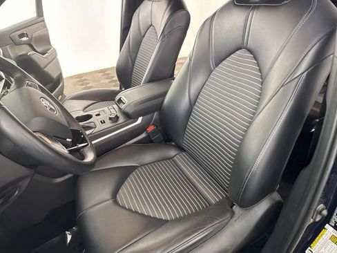 Used 2021 Toyota Highlander XSE image 23