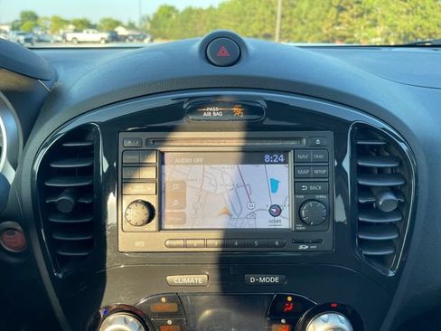 Used 2013 Nissan Juke SL AWD/4WD image 25