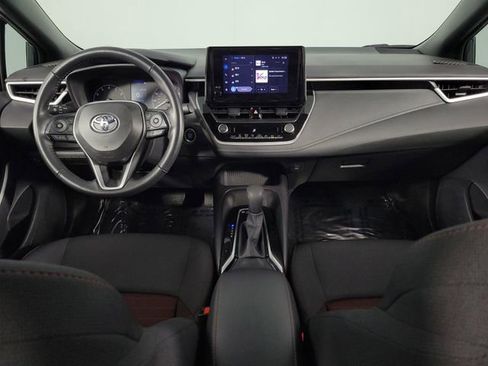 Used 2025 Toyota Corolla SE image 25