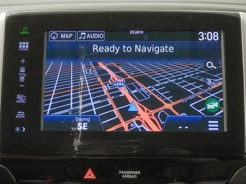 Used 2016 Honda Pilot Touring image 30