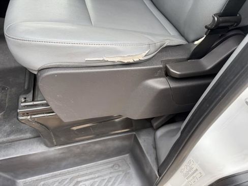 Used 2019 Ford Transit 250 148 Medium Roof image 13