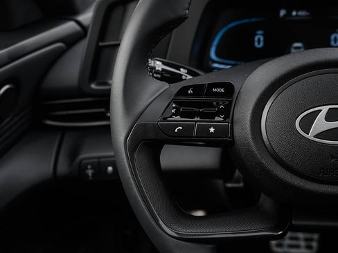 New 2026 Hyundai Elantra SEL Sport Premium FWD image 18