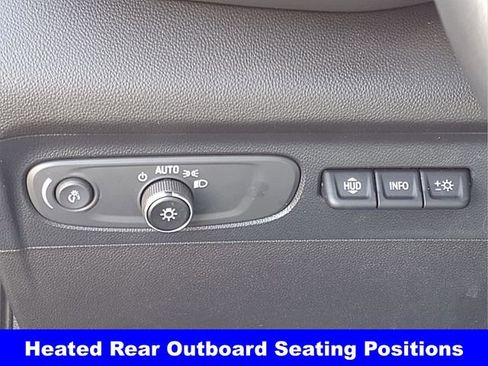 Used 2022 Buick Envision Avenir w/ Technology Package II image 19