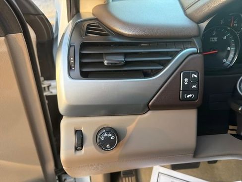Used 2018 Chevrolet Tahoe LT image 52