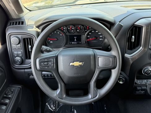 Used 2024 Chevrolet Silverado 2500 Custom w/ Custom Value Package AWD/4WD image 17