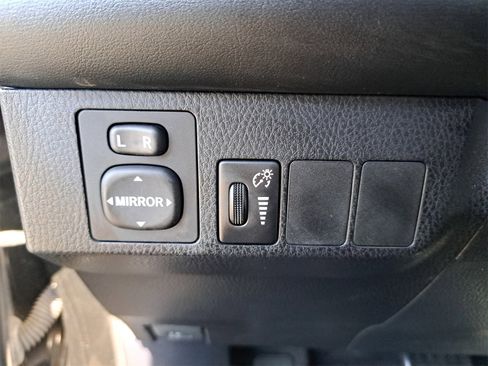Used 2016 Toyota RAV4 XLE image 26