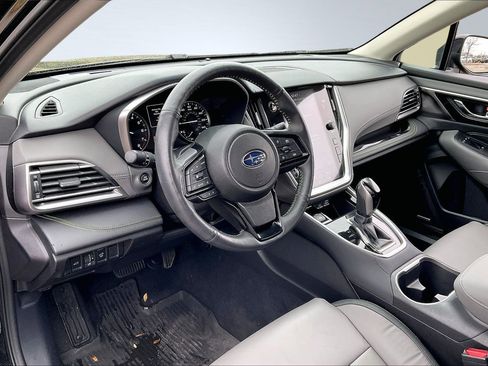 Certified 2025 Subaru Outback Onyx Edition image 12