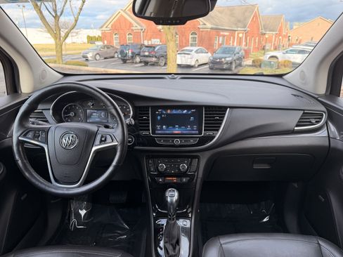 Used 2017 Buick Encore Premium image 16
