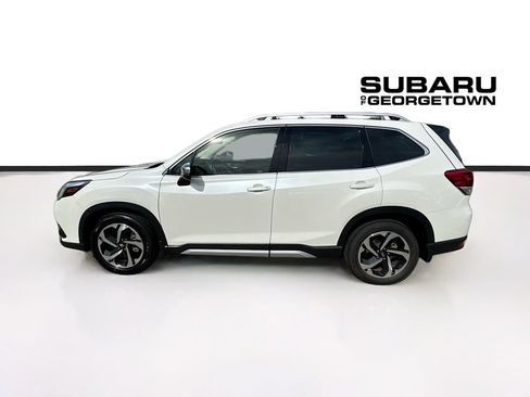 Used 2024 Subaru Forester Touring w/ POP Package 3 AWD/4WD image 4