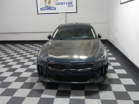 Used 2022 Kia Stinger GT2 AWD/4WD image 3
