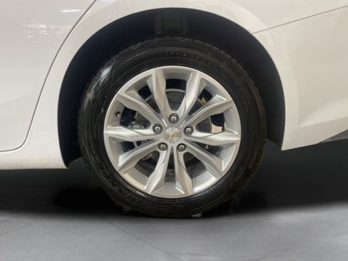 Used 2024 Chevrolet Malibu LT image 9