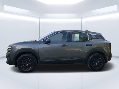 Used 2025 Nissan Kicks S FWD image 7