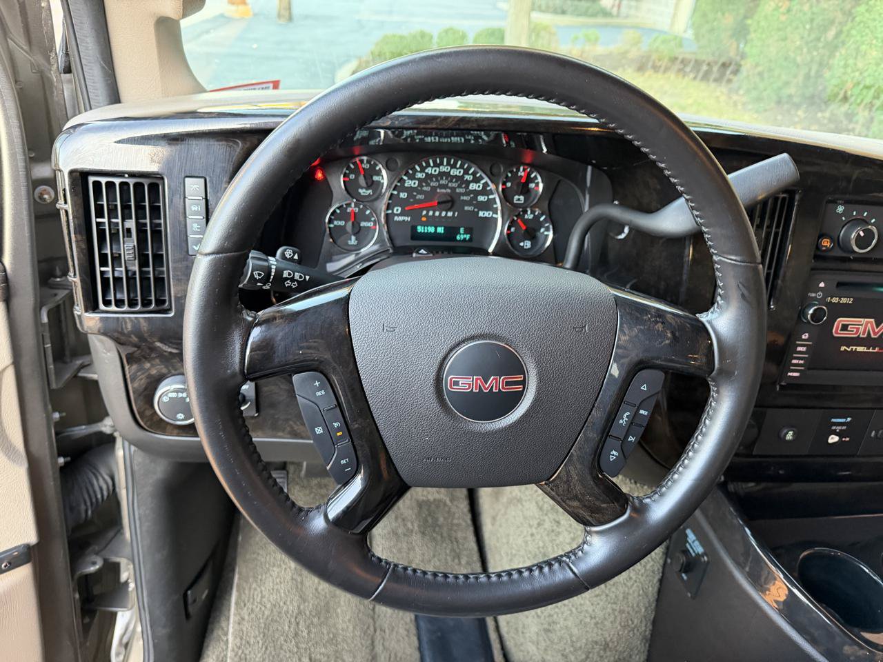 Used 2019 GMC Savana 2500 w/ Enhanced Convenience Package RWD image 24