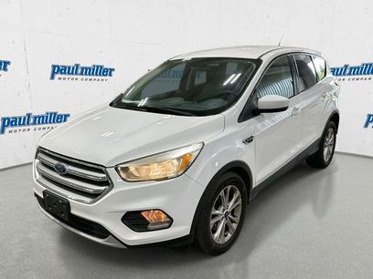 Used 2017 Ford Escape SE