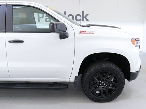 Used 2022 Chevrolet Silverado 1500 LT Trail Boss image 11