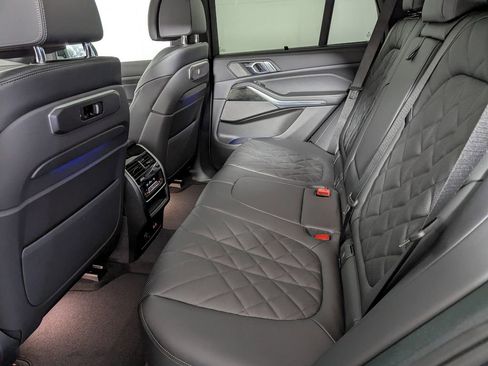 Used 2026 BMW X5 M60i image 34