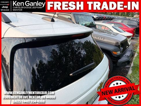 Used 2019 Chevrolet Trax LT w/ LT Convenience Package AWD/4WD image 9