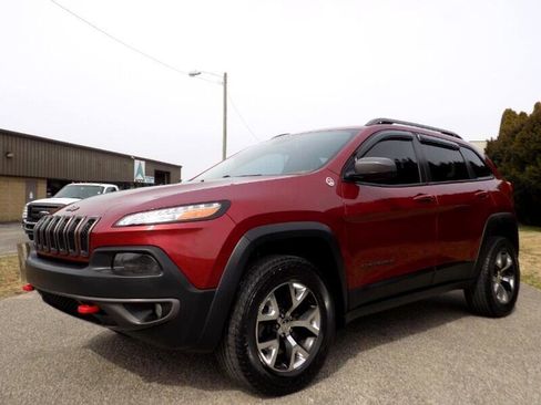 Used 2014 Jeep Cherokee Trailhawk w/ Leather Interior Group image 3