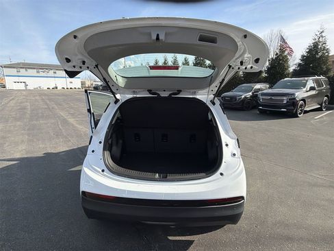 Used 2023 Chevrolet Bolt LT image 24