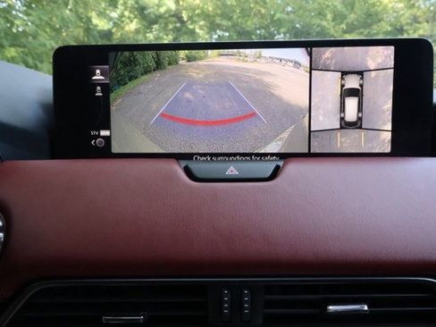 Used 2025 MAZDA CX-70 Plug-In Hybrid w/ Premium Plus image 12