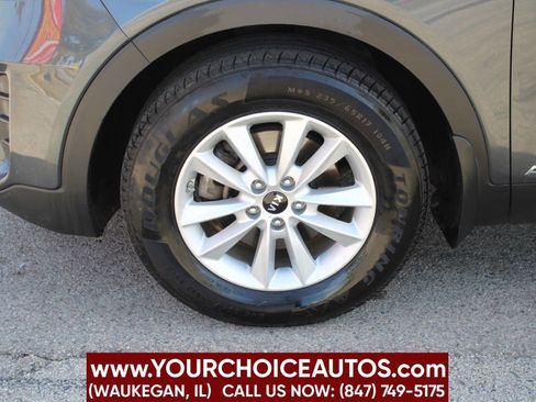 Used 2020 Kia Sorento LX w/ LX I4 Convenience Package image 9