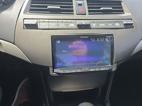 Used 2009 Honda Accord EX-L image 8