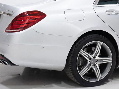 Used 2014 Mercedes-Benz S 63 AMG 4MATIC Sedan image 16