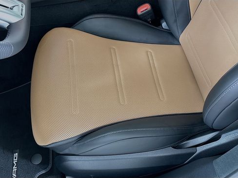 New 2026 Mercedes-Benz E 53 AMG e 4MATIC Sedan image 21