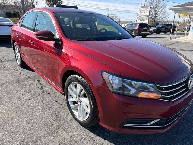 Used 2018 Volkswagen Passat 2.0T SE FWD image 5