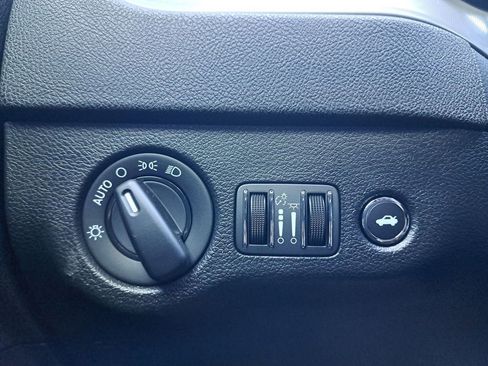 Used 2023 Dodge Charger SXT w/ Blacktop Package image 24