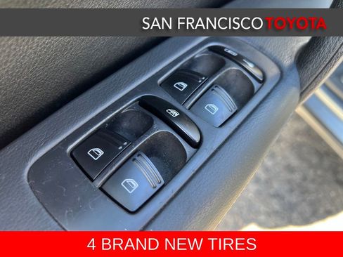 Used 2005 Porsche Cayenne S AWD/4WD image 36