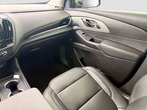 Used 2020 Chevrolet Traverse RS w/ LPO, Floor Liner Package FWD image 24