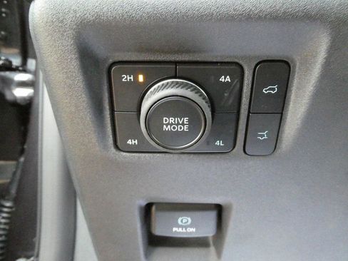 New 2025 Ford Expedition Max Active image 31