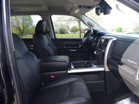 Used 2017 RAM 1500 Laramie w/ Convenience Group AWD/4WD image 14
