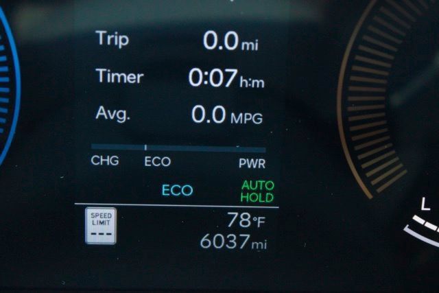 Certified 2026 Hyundai Santa Fe SEL FWD image 29