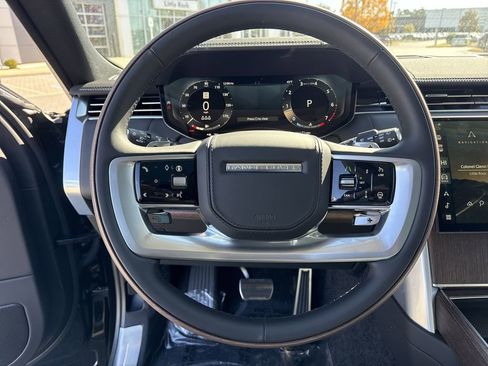 New 2025 Land Rover Range Rover SE image 23