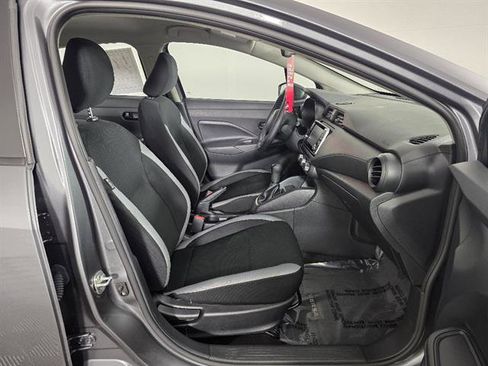 Used 2025 Nissan Versa S FWD image 13