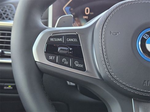 New 2026 BMW X5 xDrive50e w/ M Sport Package image 30