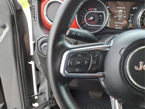 Used 2021 Jeep Wrangler Unlimited Rubicon AWD/4WD image 23