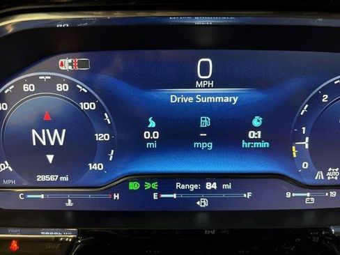 Used 2024 Chevrolet Silverado 1500 LT AWD/4WD image 16