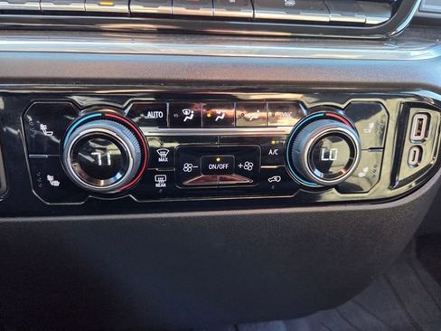 Used 2024 Chevrolet Silverado 1500 LT w/ Convenience Package II image 27