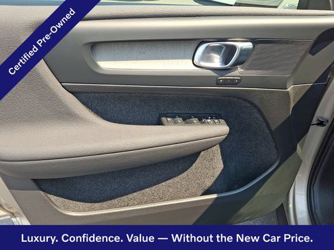 Certified 2023 Volvo XC40 B5 Plus w/ Climate Package AWD/4WD image 13