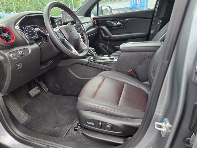 Used 2025 Chevrolet Blazer RS AWD/4WD image 10