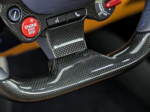 Used 2023 Ferrari 812 GTS RWD image 29