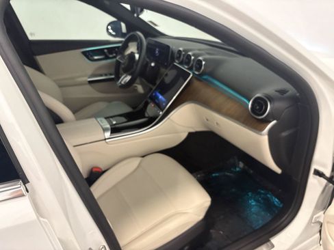 Used 2024 Mercedes-Benz C 300 4MATIC Sedan image 47
