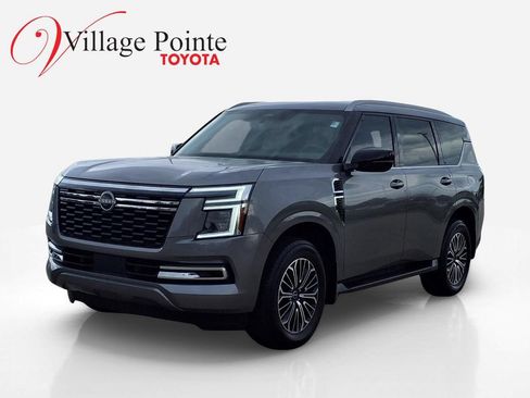 Used 2025 Nissan Armada SL AWD/4WD image 1