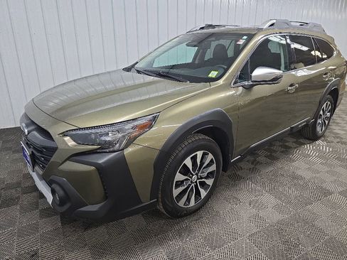 Used 2023 Subaru Outback Touring XT AWD/4WD image 8
