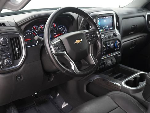 Used 2022 Chevrolet Silverado 1500 LTZ image 24