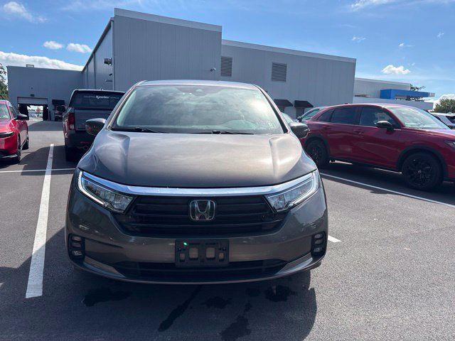 Used 2022 Honda Odyssey EX image 3