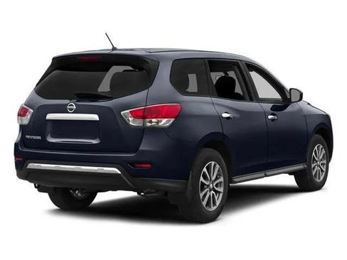 Used 2014 Nissan Pathfinder Platinum w/ Platinum Premium Package FWD image 5